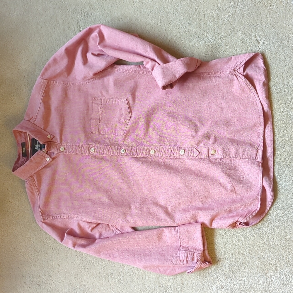 Men's (Unisex) Fitted Button Down